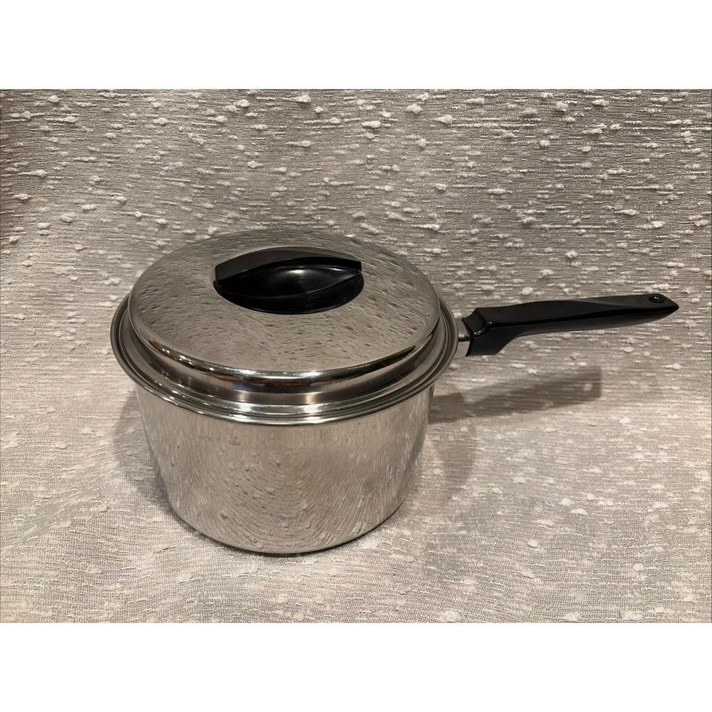 Flint EKCO  Stainless Steel Radiant Heat Core 3 Quart Saucepan& Lid  USA